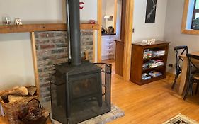 Real Romance Cottage
